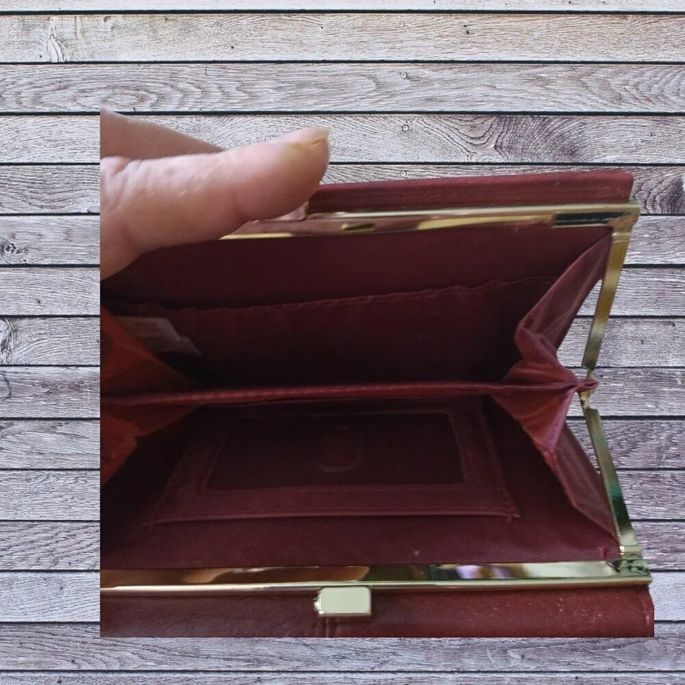 Women's Red/Burgundy Gold Frame Kiss Lock Wallet